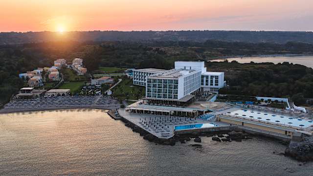 Eden Roc Resort