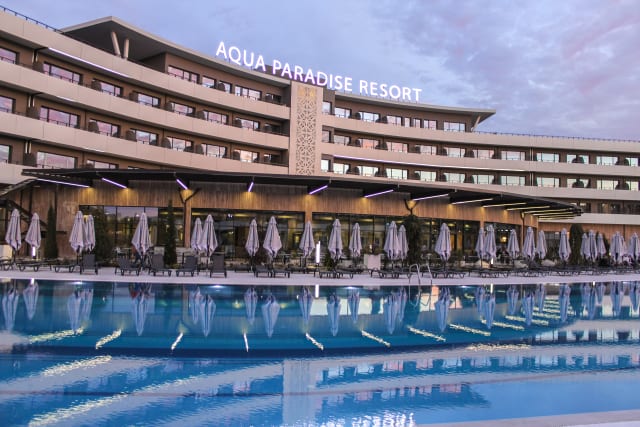 Aqua Paradise Resort