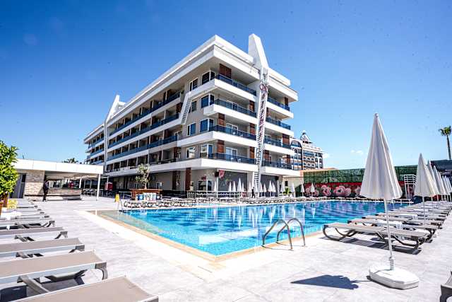 Grand Kolibri Prestige & Spa