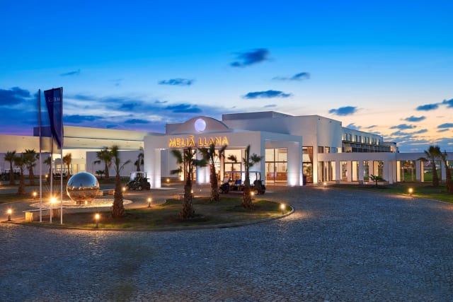 Meliá Llana Beach Resort & Spa