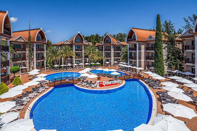 Quattro Family Club Dem Hotel