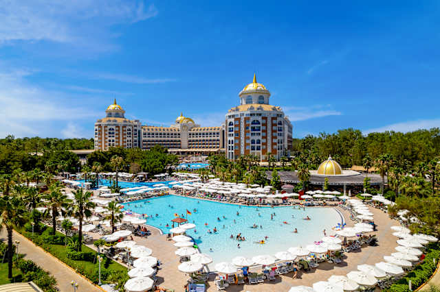 Delphin BE Grand