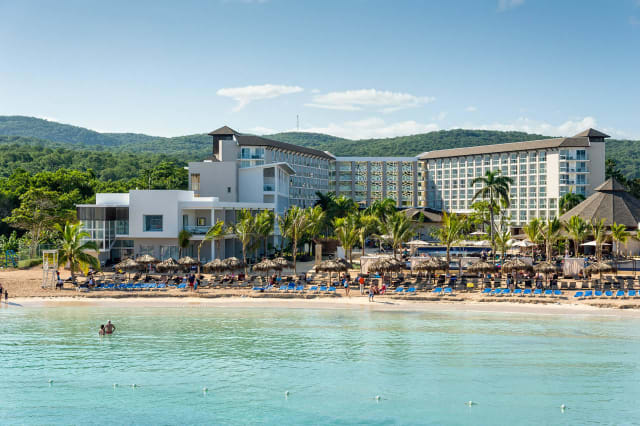 Royalton White Sands