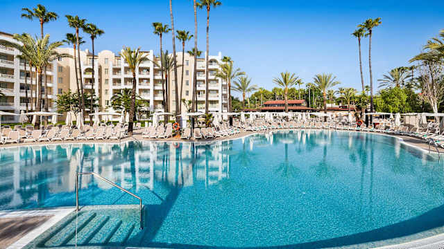 Protur Safari Park Aparthotel