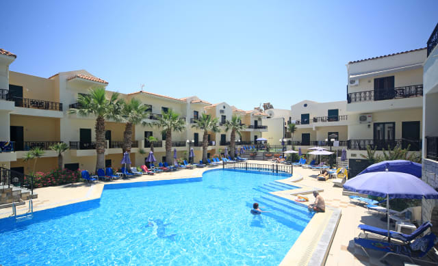 Diogenis Blue Palace