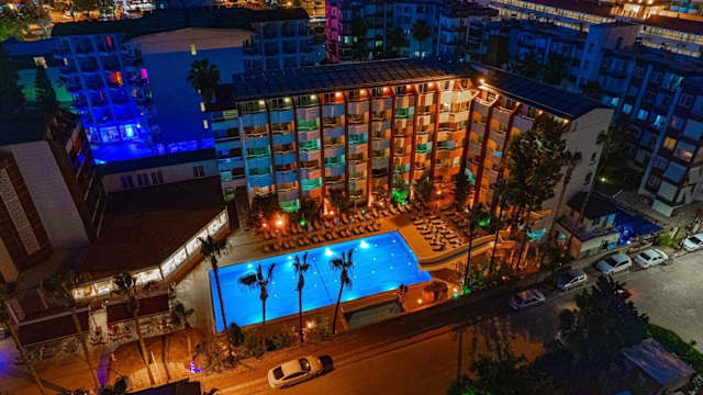 Club Monte Carlo Hotel