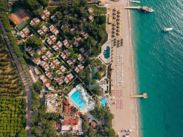 Pirates Beach Club