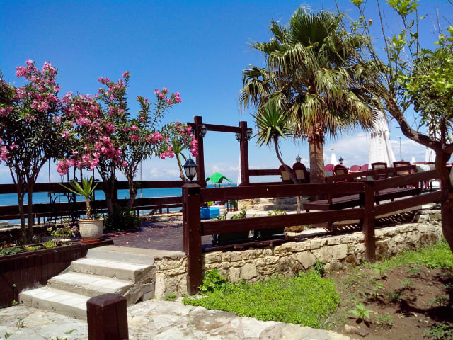 Nova Beach Hotel